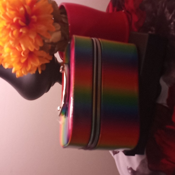 Make up box - Picture 1 of 6